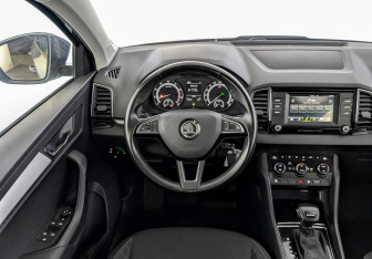 Подержанный автомобиль Skoda Karoq 2020 года (20 фото)