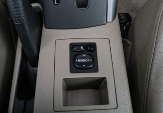 Подержанный автомобиль Toyota RAV4 2008 года (19 фото)