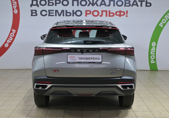Подержанный автомобиль Omoda C5 2023 года (5 фото)