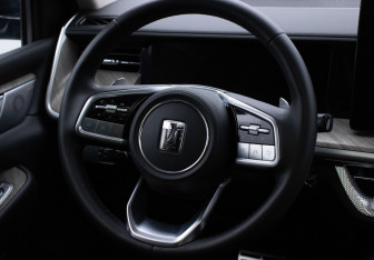 Подержанный автомобиль Tank 500 2024 года (14 фото)