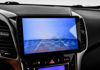 Подержанный автомобиль Hyundai i30 Hatchback 2012 года (13 фото)