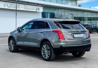 Подержанный автомобиль Cadillac XT5 2019 года (7 фото)