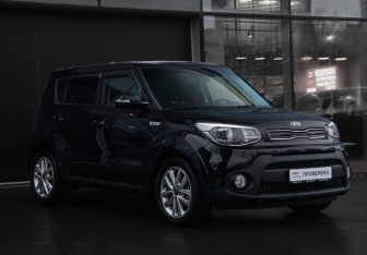Подержанный автомобиль Kia Soul 2017 года (3 фото)