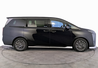 Новый GAC M8 2025 (4 фото)