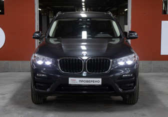 Подержанный автомобиль BMW X3 2019 года (2 фото)