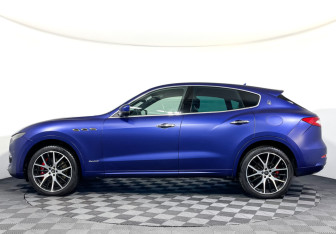 Подержанный автомобиль Maserati Levante 2019 года (8 фото)