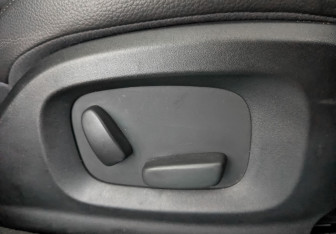 Подержанный автомобиль Jaguar XF Sedan 2013 года (27 фото)