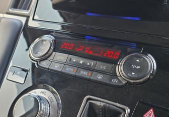 Подержанный автомобиль Mitsubishi Delica D:5 2019 года (14 фото)