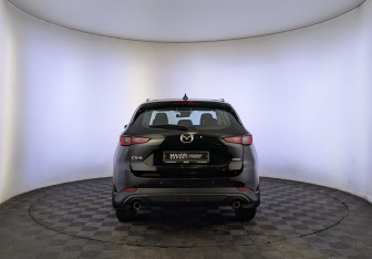 Подержанный автомобиль Mazda CX-5 2024 года (6 фото)
