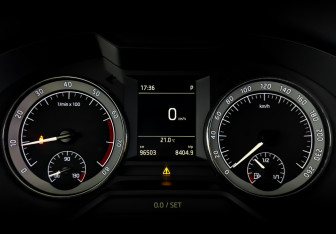 Подержанный автомобиль Skoda Octavia Liftback 2019 года (13 фото)