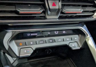 Подержанный автомобиль Kaiyi E5 2023 года (19 фото)