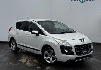Подержанный автомобиль Peugeot 3008 2011 года (3 фото)