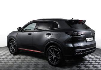 Подержанный автомобиль Changan UNI-S 2024 года (7 фото)