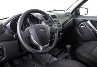 Подержанный автомобиль LADA (ВАЗ) Granta Sedan 2021 года (12 фото)