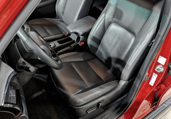 Подержанный автомобиль Toyota Hilux 2020 года (20 фото)