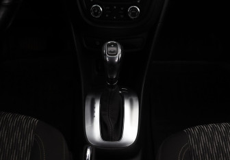 Подержанный автомобиль Opel Mokka 2014 года (19 фото)