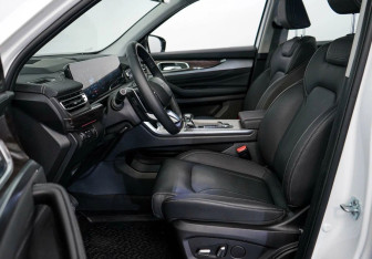 Подержанный автомобиль Exeed VX 2022 года (5 фото)