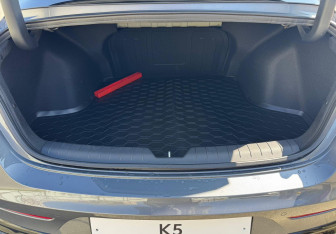 Новый Kia K5 2025 (7 фото)