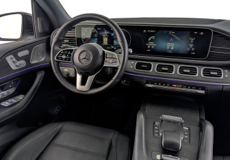 Подержанный автомобиль Mercedes-Benz GLE 2021 года (28 фото)