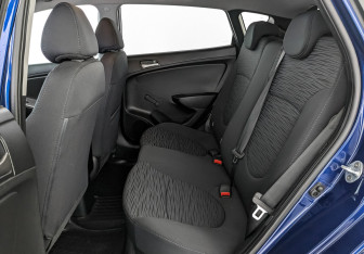 Подержанный автомобиль Hyundai Solaris Hatchback 2016 года (21 фото)