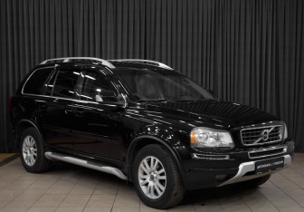 Подержанный автомобиль Volvo XC90 2012 года (3 фото)
