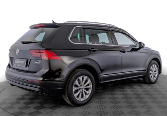Подержанный автомобиль Volkswagen Tiguan 2017 года (5 фото)