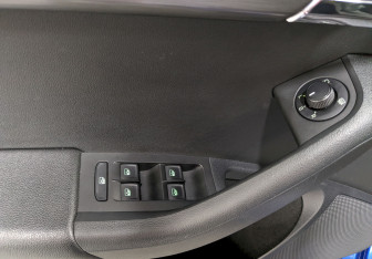 Подержанный автомобиль Skoda Octavia Liftback 2019 года (12 фото)