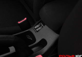 Подержанный автомобиль Mitsubishi Lancer Hatchback 2008 года (15 фото)