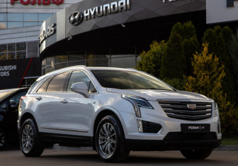 Подержанный автомобиль Cadillac XT5 2017 года (2 фото)