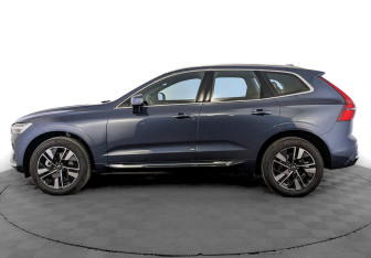 Новый Volvo XC60 2025 (3 фото)