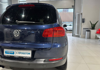 Подержанный автомобиль Volkswagen Tiguan 2012 года (10 фото)