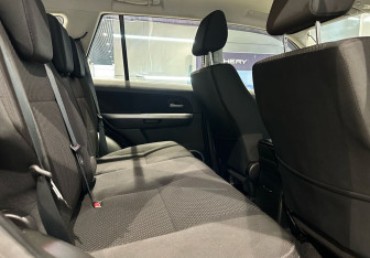 Подержанный автомобиль Suzuki Grand Vitara 2009 года (14 фото)
