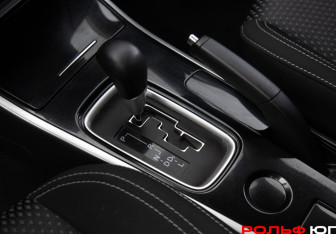 Подержанный автомобиль Mitsubishi Outlander 2019 года (14 фото)