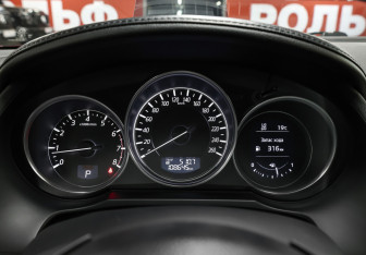 Подержанный автомобиль Mazda 6 Sedan 2015 года (13 фото)