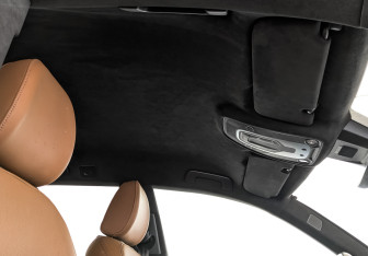 Подержанный автомобиль Audi Q8 2023 года (23 фото)