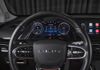 Подержанный автомобиль Omoda C5 2022 года (19 фото)