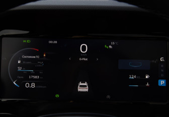 Подержанный автомобиль Geely Monjaro 2024 года (9 фото)