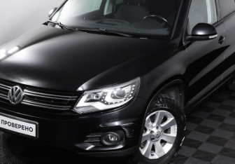 Подержанный автомобиль Volkswagen Tiguan 2011 года (22 фото)