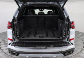 Новый BMW X5 2025 (9 фото)