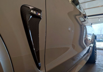 Подержанный автомобиль BMW X5 M 2015 года (34 фото)