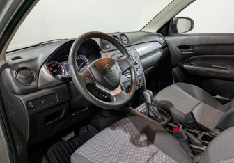 Подержанный автомобиль Suzuki Vitara 2021 года (24 фото)