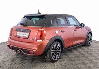 Подержанный автомобиль MINI Hatch 2020 года (5 фото)