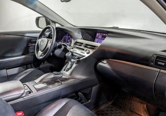 Подержанный автомобиль Lexus RX 2013 года (11 фото)