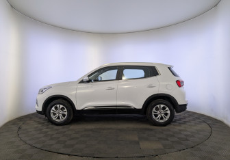 Подержанный автомобиль Chery Tiggo 4 Pro 2023 года (8 фото)