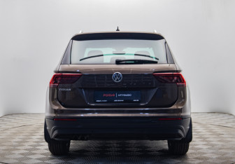 Подержанный автомобиль Volkswagen Tiguan 2019 года (4 фото)