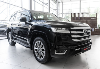 Новый Toyota Land Cruiser Suv 2025 (3 фото)