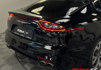 Подержанный автомобиль Kia Stinger 2018 года (33 фото)
