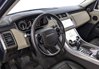 Подержанный автомобиль Land Rover Range Rover Sport 2021 года (15 фото)