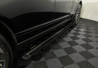 Подержанный автомобиль Land Rover Range Rover 2017 года (36 фото)