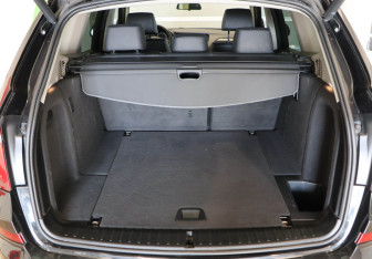 Подержанный автомобиль BMW X3 2014 года (22 фото)